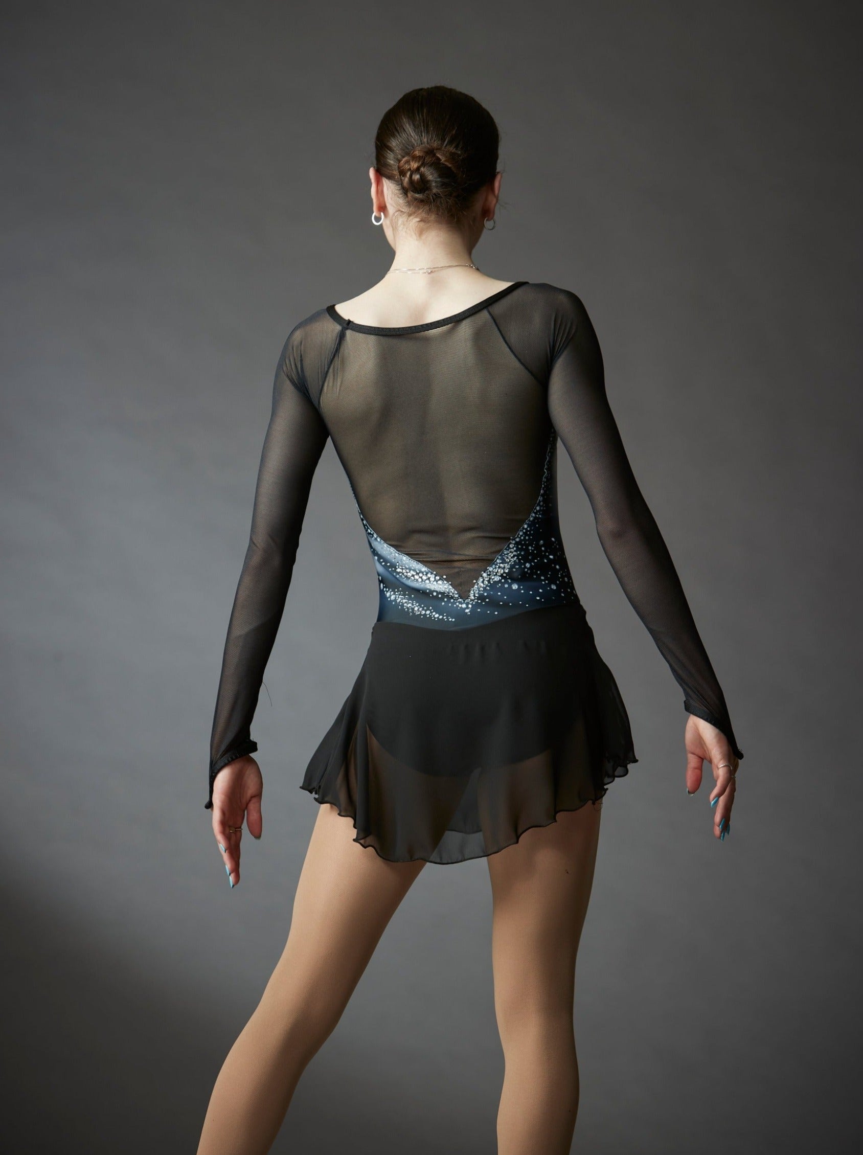 Adenia - Black