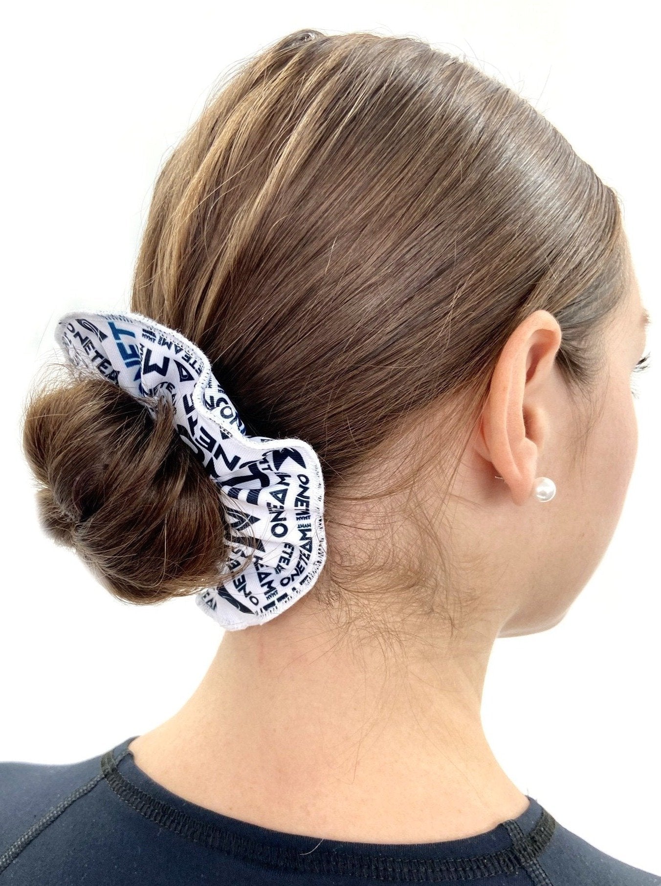 OTMVT Scrunchy - White - Elite Xpression